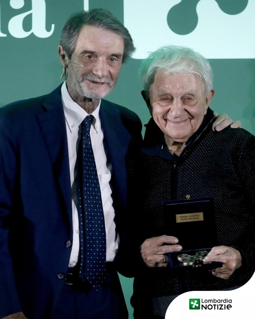 Oggi ci lascia Don Antonio Mazzi, un uomo che ha dedicato l’intera vita agli ultimi, ai giovani in difficoltà e a chi cercava una seconda possibilità. Con la sua energia inesauribile e la sua straordinaria umanità attraverso la Comunità Exodus, ha mostrato a tutti noi il significato più puro dell’accoglienza e del riscatto.

Il presidente Attilio Fontana: “Ciao, don Antonio. Grazie per la tua amicizia, per i tuoi consigli e per tutto il bene che hai seminato. Alla Comunità Exodus e a tutti coloro che gli hanno voluto bene  rivolgo, a nome della Regione Lombardia e mio personale, il più sincero e affettuoso abbraccio

📸 @agenzia_ansa 

#lnews #lombardianotizie #donmazzi #rip