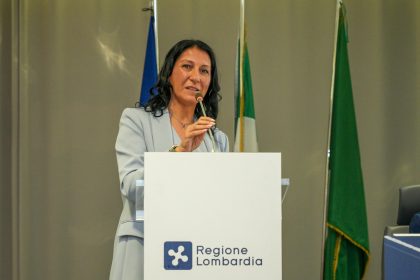 Il sindaco Alessia Borroni durante l'intervento al convegno sull'incidente di Seveso a Palazzo Lombardia