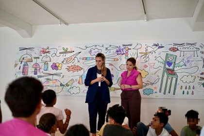 In foto l’assessore regionale alla Cultura Francesca Caruso in visita alla Triennale Milano per il progetto Summer Escapes