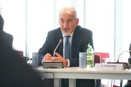 In foto il sottosegretario alle Relazioni Internazionali ed Europee Raffaele Cattaneo nel corso dell’incontro tra Regione Lombardia e la delegazione del Parlamento della Serbia a Palazzo Lombardia