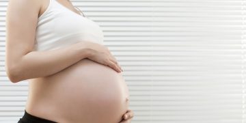 L'intervento unico e a lieto fine all'Ospedale Niguarda di Milano. Un gioco di squadra tra ginecologi, cardiochirurghi e neonatologi