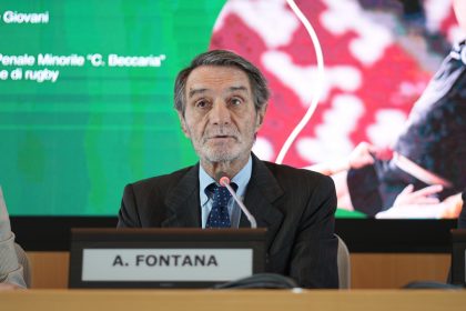 In foto il presidente della Regione Lombardia Attilio Fontana nel corso della conferenza stampa di presentazione del progetto educativo ‘In meta! Rugby, il campus al Beccaria’ a Palazzo Lombardia