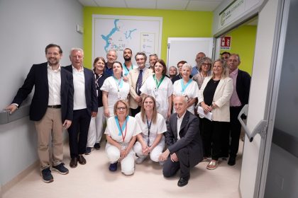 Il presidente della Regione Lombardia Attilio Fontana e l’assessore regionale al Welfare Guido Bertolaso in visita alla Casa di Comunità di Gavirate (Varese)