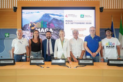 In foto l’assessore regionale alla Casa Paolo Franco e il sottosegretario allo Sport Federica Picchi nel corso della conferenza stampa a Palazzo Lombardia di presentazione della Maga Skymarathon