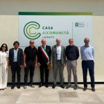In foto l’assessore regionale al Welfare Giudo Bertolaso in visita nuova Casa di comunità di Lainate