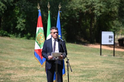 Fabio Losio durante il suo intervento a Seveso