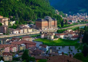 Sopralluoghi in Val Brembana per verificare l'avanzamento delle opere finanziate da Regione Lombardia a tutela della sicurezza dei territori .