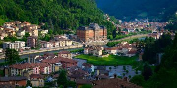 Sopralluoghi in Val Brembana per verificare l'avanzamento delle opere finanziate da Regione Lombardia a tutela della sicurezza dei territori .