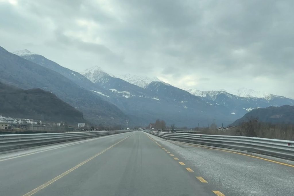 La Variante di Tirano aprirà completamente al traffico il prossimo 4 agosto, ultimando così una delle opere più attese della Valtellina