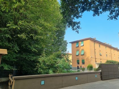 Il condominio di via Ada Negri, a Seveso, dove abitano ancora molti cittadini che erano bambini quando scoppiò il reattore dell'Icmesa