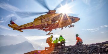 LNotizie-Foto/Video. Elisoccorso, le basi di Brescia, Como e Milano compiono 40 anni. Assessore Bertolaso: eccellenza straordinaria, Crans-Montana dimostrazione di professionalità e umanità