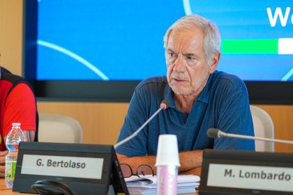 In foto l’assessore regionale al Welfare Guido Bertolaso nel corso della conferenza stampa sul soccorso sanitario avanzato in ambiente impervio