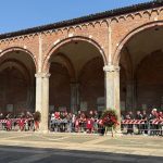 In foto la basilica di Sant’Ambrogio, a Milano, gremita per i funerali di Franco Baresi