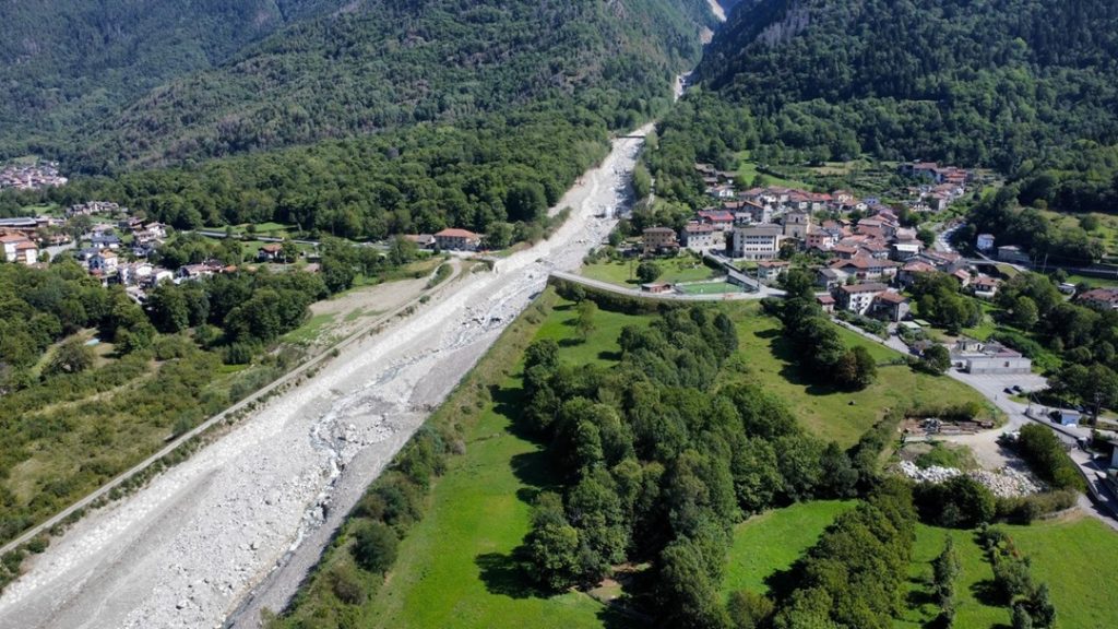 Il presidente Fontana ha effettuato un sopralluogo a Sonico (Brescia), in foto, in seguito alla frana causata dal maltempo del 20 agosto 2026