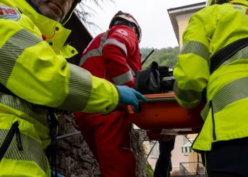Attivato il rimpatrio sanitario di due lombarde da Albania e Grecia