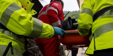 Attivato il rimpatrio sanitario di due lombarde da Albania e Grecia