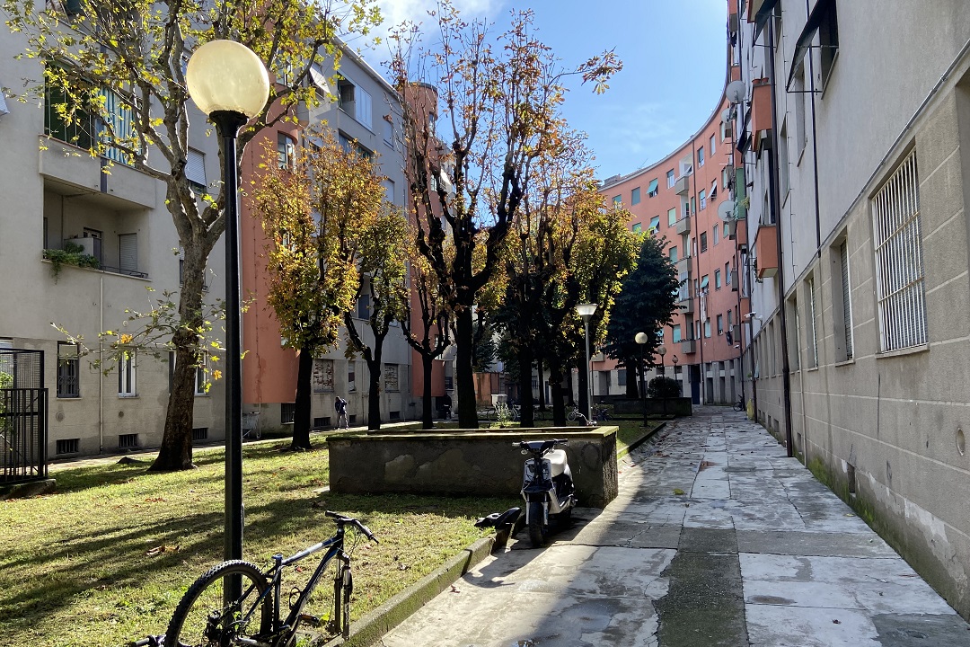 Regione Lombardia interviene con 250.000 euro per affrontare la derattizzazione e la bonifica nel quartiere milanese di Molise-Calvairate.