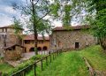 Monastero di Torba, immagine utilizzata per pezzo abbonamento musei in Lombardia in estate _Shutterstock 13082026