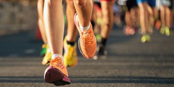 Presentata a Palazzo Lombardia la sesta edizione della CR10 Run, gara di corsa su strada in programma domenica 18 ottobre a Cremona.