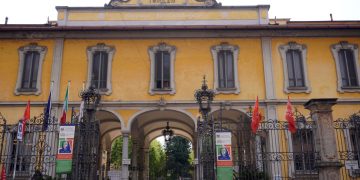 Milano, ingresso del Pio Albergo Trivulzio Foto utilizzata per delibera Giunta commissario Giancarlo Cordani