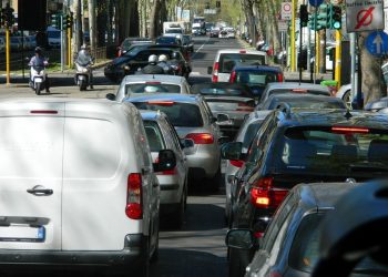 Decisa dal Consiglio dei ministri l'abolizione del bollo auto (foto giemmephoto / Shutterstock)
