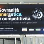 Il ledwall del convegno a Palazzo Lombardia su energia e sovranità energetica in cui è intervenuto il presidente Fontana