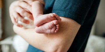 Esteso a tutte le Asst il servizio di ostetriche a domicilio dopo il parto