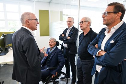 Un momento dell'inaugurazione delle nuove strutture dell'ospedale Niguarda, con assessori Alparone e Bertolaso