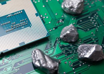 foto generica materie prime critiche e chip per dre idea dell'accordo regione università di pavia su raee