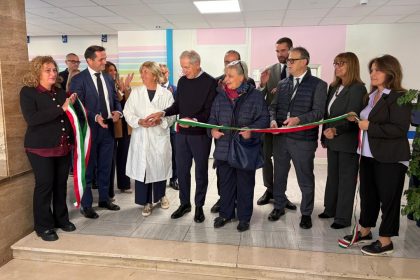 In foto l’assessore regionale Guido Bertolaso all’inaugurazione di strutture e case di comunità nel lodigiano