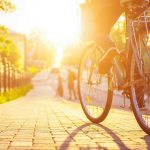 Bici al tramonto. Foto utilizzata per fondi per le ciclovie province di Como e Varese