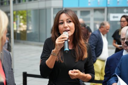 Assessore Elena Lucchini immagine utilizzata in occasione del pezzo ottobre rosa in Lombardia