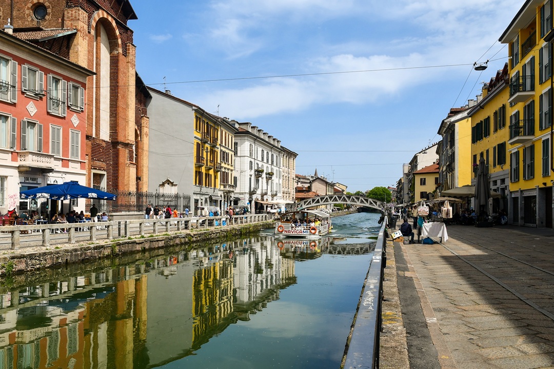 Contributo straordinario fino a 640.000 euro per le azioni di ripristino in seguito allo sversamento di sostanze oleose nel Naviglio Grande