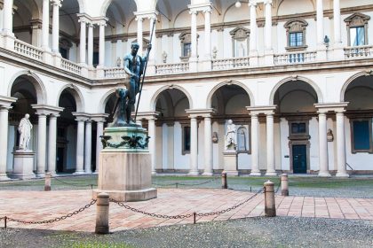Il percorso della mostra Cento anni per Brera. Acquisti e doni degli Amici coinvolge la Pinacoteca e Palazzo Citterio