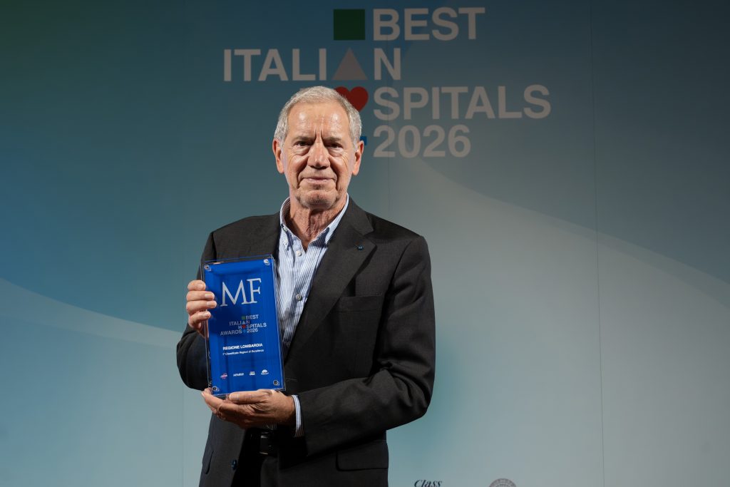 Il riconoscimento Best Italian Hospitals Awards 2026 assegnato giovedì 8 ottobre a Milano, è stato ritirato dall’assessore Guido Bertolaso (in foto).