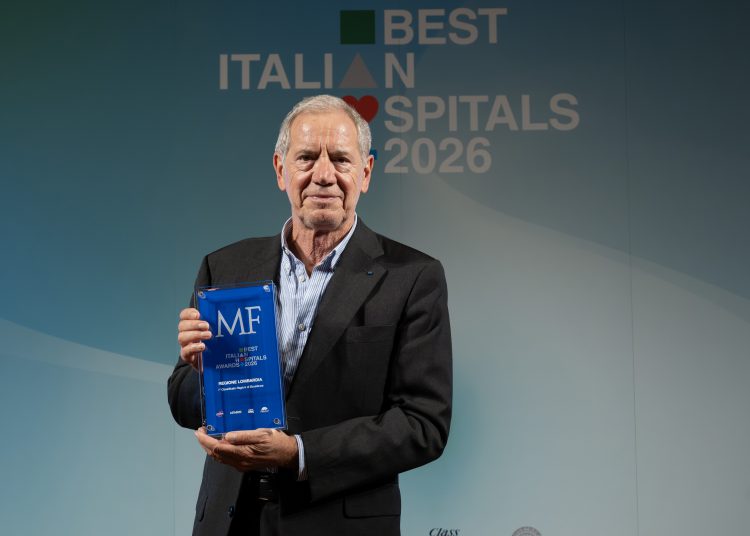 Il riconoscimento Best Italian Hospitals Awards 2026 assegnato giovedì 8 ottobre a Milano, è stato ritirato dall’assessore Guido Bertolaso (in foto).
