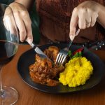 L'assessore regionale Debora Massari ha partecipato alla premiazione dei ristoranti vincitori di TheFork Awards 2026. In foto un piatto di risotto alla milanese con ossobuco
