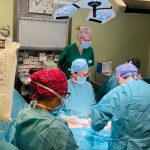 Equipe medica al lavoro per il prelievo da donatore a cuore fermo all'ospedale di Gallarate