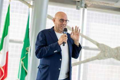 L'assessore Massimo Sertori presenta la mostra fotografica sulle Aree Interne della Lombardia